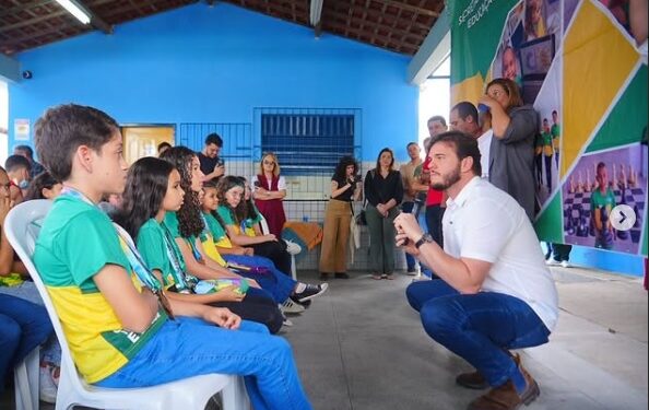 Prefeito Bruno ao lado do Secretário Asfora celebram conquista histórica de alunos de Campina: “Estamos colhendo os frutos do que plantamos desde 2021”