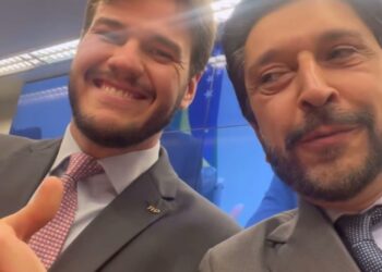 Prefeito de Campina Grande e São Paulo se unem a mobilização em Brasília pela aprovação da PEC da Sustentabilidade Fiscal