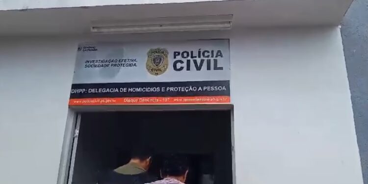 PC prende pela 3ª vez homem suspeito de homicídio após ameaçar a própria avó no bairro Pedregal, em CG