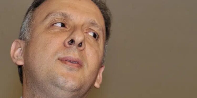 Aguinaldo já manda e desmanda na Paraíba