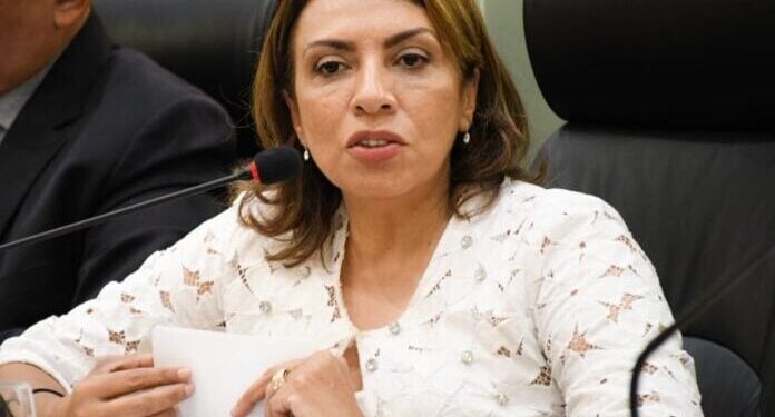 Cida Ramos confirma negociações para filiação de Gervásio Maia ao PT e cenário político da Paraíba pode mudar em 2026