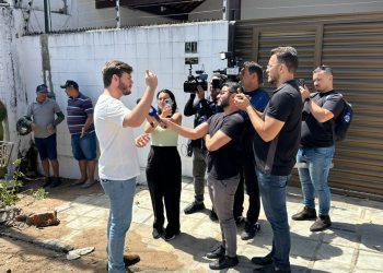 Bruno mobiliza equipes para dar assistência à população atingida por estouro de caixa d’água da Cagepa, em Campina