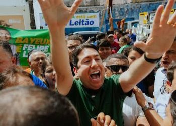 Para ser presidente da Assembleia, Felipe tem que acender duas velas