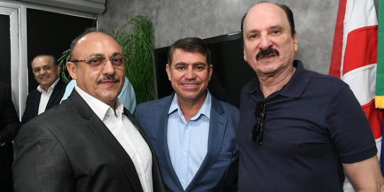 Presidente da CMJP, Dinho Dowsley destaca retorno de Zezinho Botafogo ao parlamento municipal