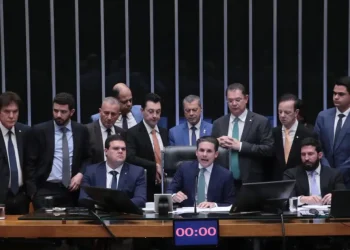Câmara aprova PL da dosimetria, que reduz pena de Bolsonaro