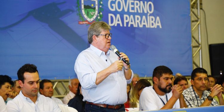 João Azevêdo inaugura novo Palácio dos Despachos em prédio revitalizado no Centro Histórico