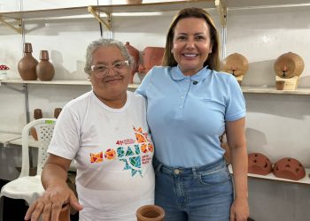 Tacyana Leitão visita Salão de Artesanato e destaca apoio da gestão aos artesãos de Bayeux