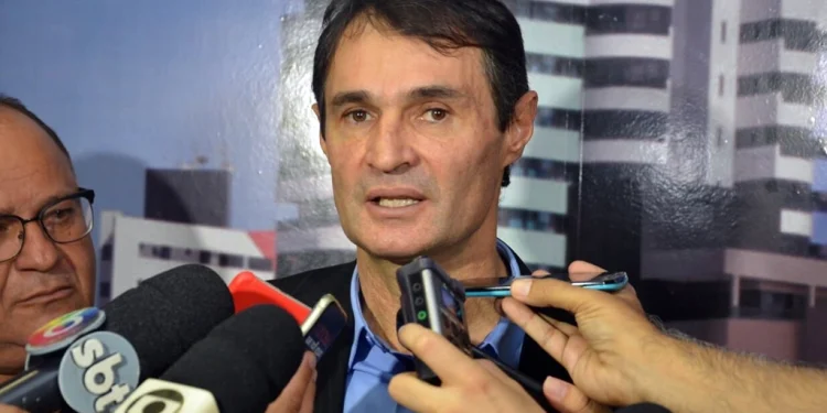 Cotado como um dos nomes a compor como vice a chapa de Cícero, Romero sinaliza preferência a Pedro