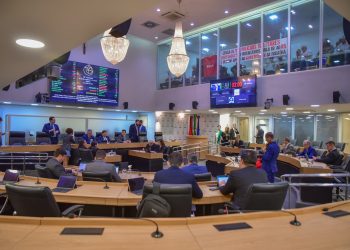 Situação destaca governabilidade; oposição promete cobrança e fiscalização na reabertura da ALPB