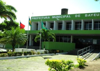 Prefeitura de Bayeux articula captação de recursos federais para projetos ambientais em reunião na FAMUP