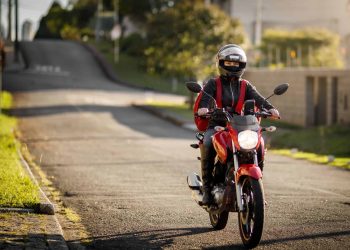 Prefeitura de João Pessoa cria área de longa permanência na Zona Azul e garante 1h gratuita para motoboys