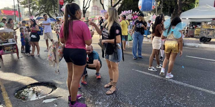 Prefeitura realiza ação de combate ao trabalho infantil e à exploração sexual durante Via Folia