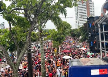 Campina Grande mantém clima de folia com bloquinhos no Carnaval 2026