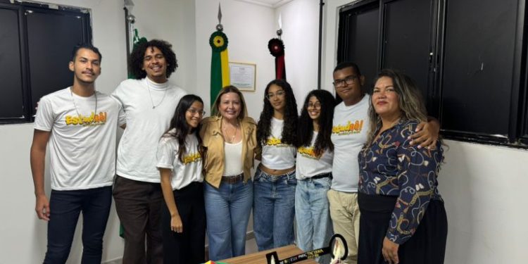 Em poucas horas, esgotam inscrições para o Estudaê, cursinho pré-Enem da Prefeitura de Bayeux