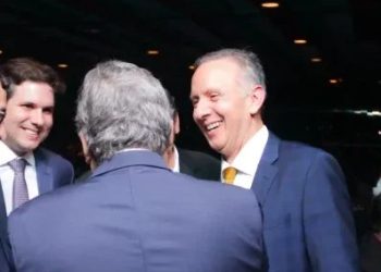 Contagem regressiva para uma traição