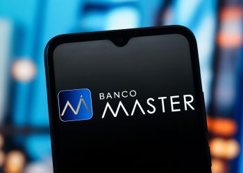 O dedo de Vorcaro é uma metralhadora giratória ponto 50