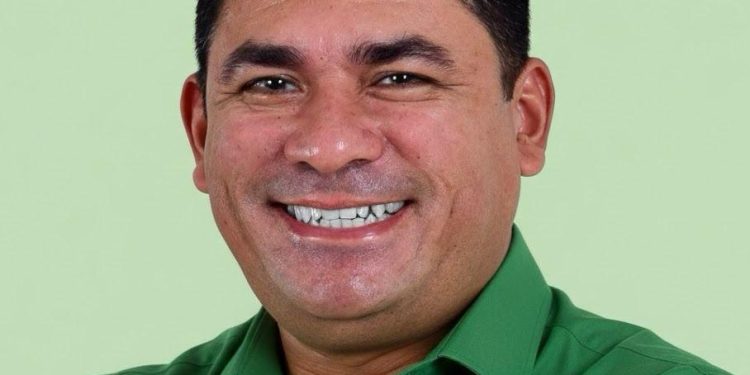 Prefeito Eneias tem 76,4% de aprovação em Serraria, aponta Instituto Anova