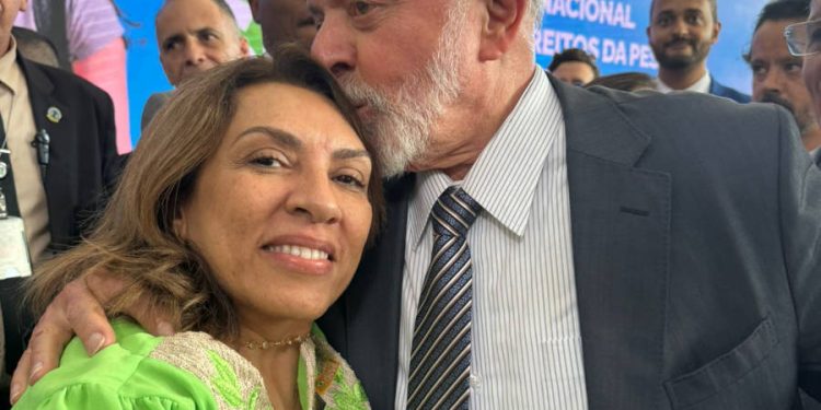 Cida Ramos se reúne com Lula nesta sexta para debater rumos do PT nas eleições da Paraíba