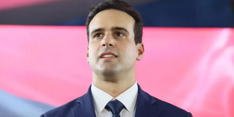 TRE-PB determina remoção de vídeo e vê indício de propaganda eleitoral antecipada de Lucas Ribeiro