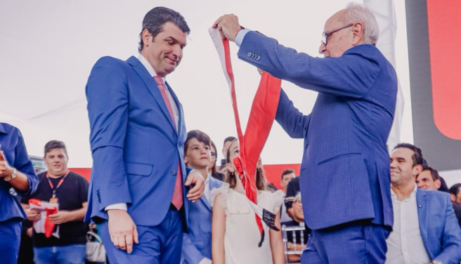 Leo Bezerra assume Prefeitura de João Pessoa, exalta Cícero e promete lealdade e gestão acelerada