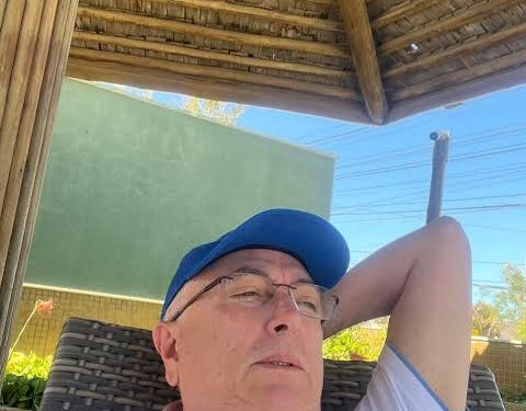 Um secretário tombado e vitalicio