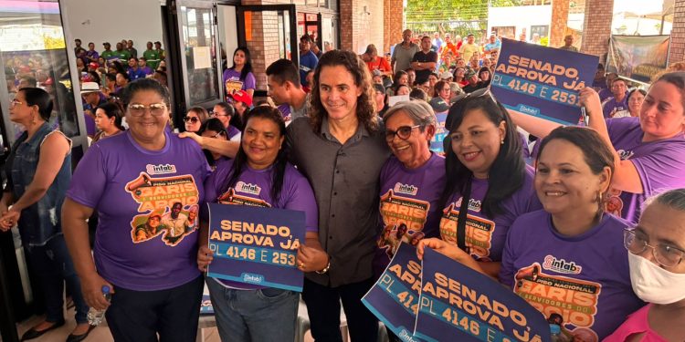 No Encontro Estadual dos Garis e Pessoal de Apoio, Veneziano garante voto e articulação pela aprovação do piso nacional das duas categorias