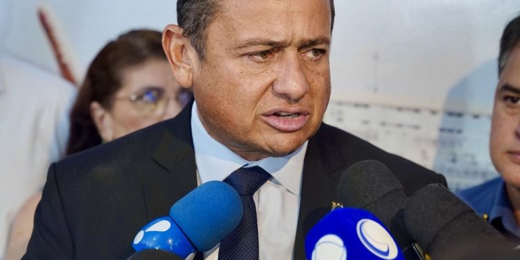 Após operação da PF, Walber diz que “esquema” em Cabedelo é muito maior, envolve empresários e políticos e defende sua posse como prefeito
