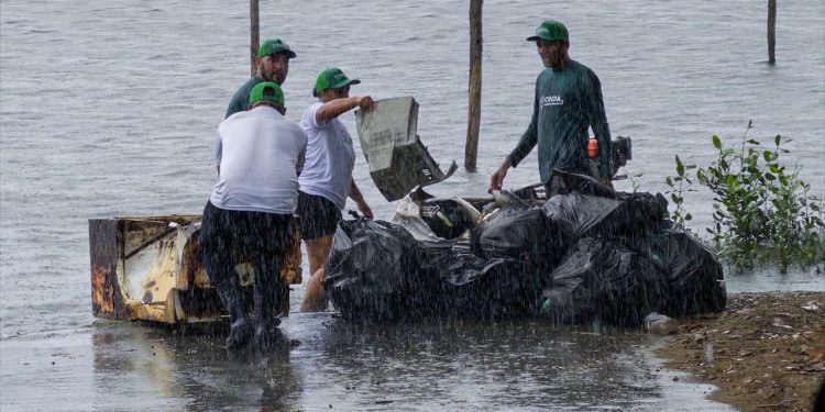 Prefeitura da Bayeux supera meta e retira quase 2 toneladas de lixo no “Cuida, Proteja o Mangue!”