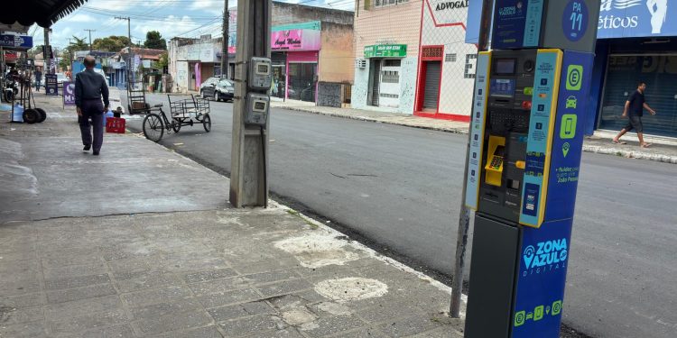 Estacionamento rotativo em JP oferece alternativa de baixo custo frente a redes privadas