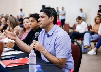 Com plano de contingência elaborado, Leo Bezerra solicita recursos federais para resposta às chuvas