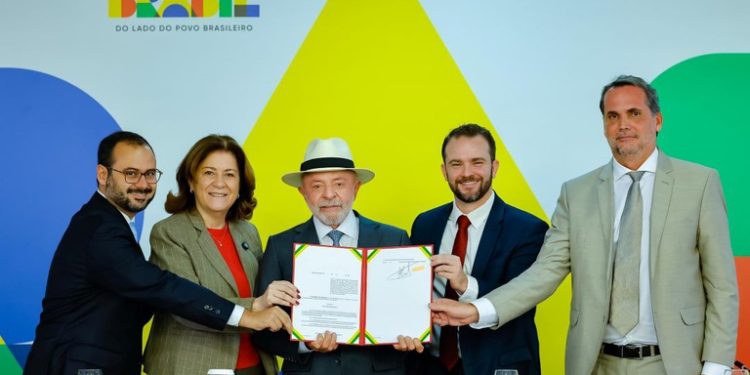 Lula lança ‘Desenrola’ para renegociar dívidas com desconto de até 90%