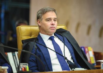 STF forma maioria para manter afastamento do chefe da PF, mas julgamento é interrompido