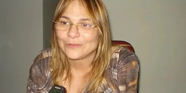 Ex-prefeita de Piancó, Flávia Galdino é condenada a nove anos de prisão por irregularidades em licitações