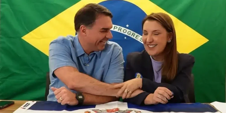 Fim dos concursos? Coordenadora econômica de Flávio Bolsonaro quer trocar servidores públicos por IA