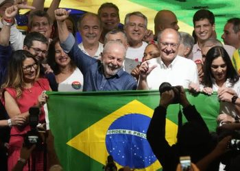 Lula cresce em todos os estados e conquista virada histórica no segundo turno